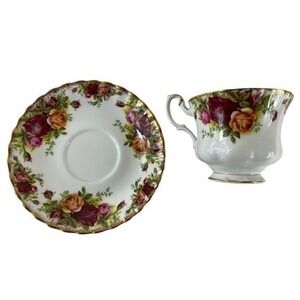 Royal Albert Old Country Roses Teacup Saucer Set Bone China England (Read)
